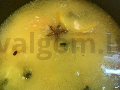 Vaisių plovas su prieskoniais Žingsnis 4