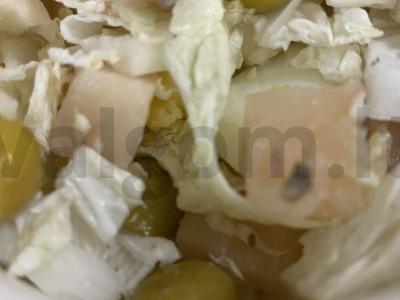 Salotos su riebia žuvimi, daržovėmis ir alyvuogėmis Žingsnis 4