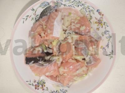 Keptas lašišos filė su laimu ir grybų padažu Žingsnis 1