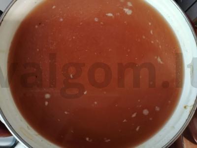 Namų sultinys su kiauliena ir dešra Žingsnis 4