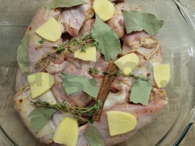 Keptas triušis su spanguolių padažu Žingsnis 3