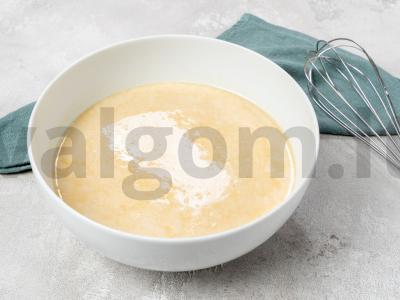 Vegetariški blynai su bananais Žingsnis 2