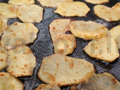 Bulvių traškučiai su paprika Žingsnis 4