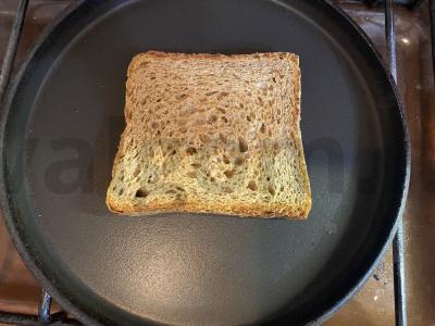 Avokado ir kiaušinio tostai Žingsnis 1