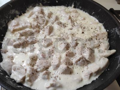 Vištienos filė grietinėje su česnaku Žingsnis 3