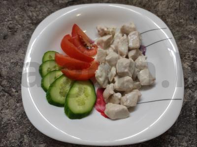 Vištienos filė grietinėje su česnaku pagrindine nuotrauka