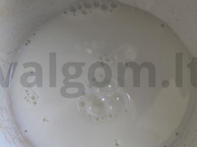 Pieninis kisielius pagal senovinius receptus Žingsnis 1