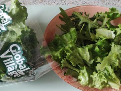 Pusryčių kiaušiniai poštu su žalumynais Žingsnis 1