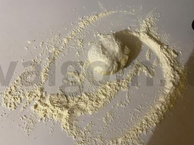 Auksaspalvis keptas pyragas su sūrio įdaru Žingsnis 5