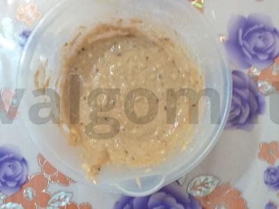 Kavos-bananų keksiukas mikrobangų krosnelėje Žingsnis 2