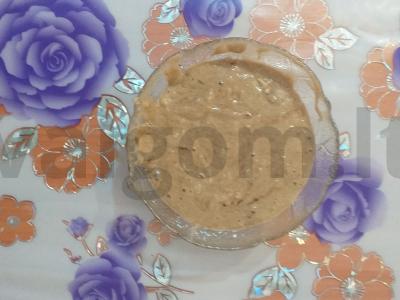 Kavos-bananų keksiukas mikrobangų krosnelėje Žingsnis 3