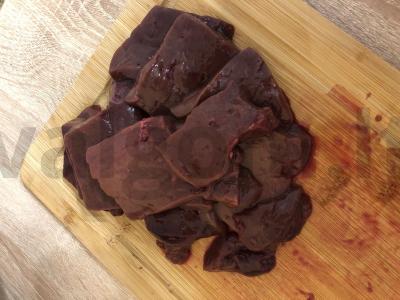 Kepta jautienos kepenėlė Žingsnis 1