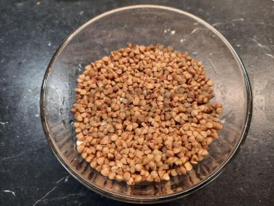 Grikių sriuba su meatballs ir žolelėmis Žingsnis 4