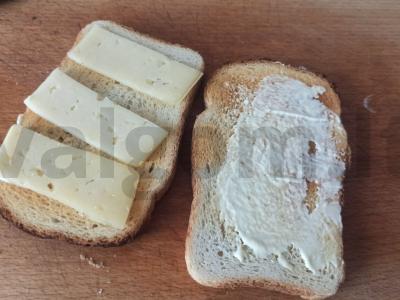 Tostadas su kotletu ir sūriu Žingsnis 1