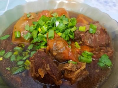 Aviena su daržovėmis pagrindine nuotrauka