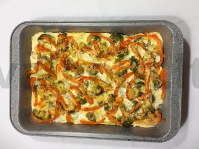 Skani vištienos ir daržovių apkepas pagrindine nuotrauka