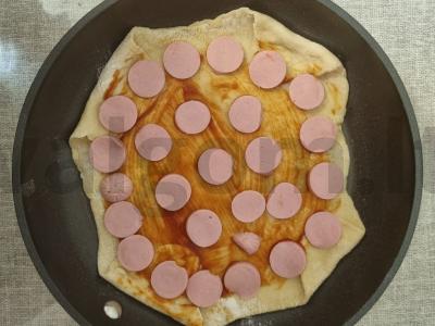 Studentų pica ant keptuvės Žingsnis 5