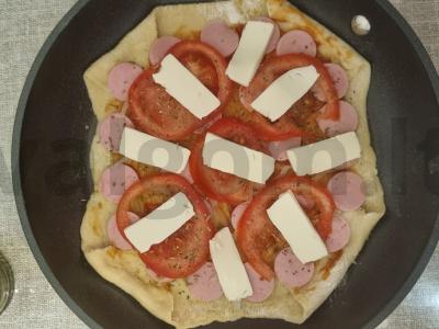 Studentų pica ant keptuvės Žingsnis 8