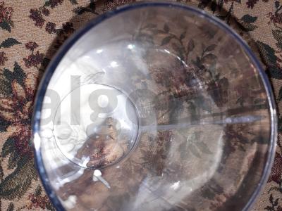 Baltymų kokteilis su pienu ir bananais Žingsnis 1