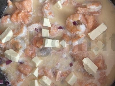 Makaronai su jūros gėrybėmis grietinėlės padaže Žingsnis 5