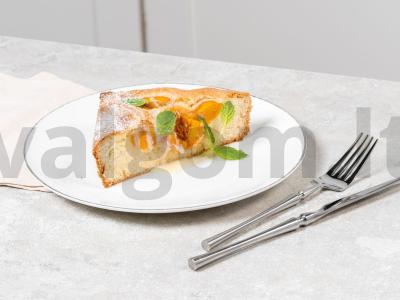 Paprastas pyragas su abrikosais orkaitėje pagrindine nuotrauka