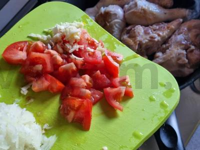 Čachohbili su daržovėmis ir prieskoniais Žingsnis 2