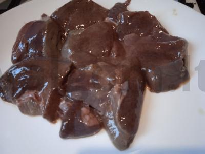 Kiaulienos kepenų užkandis su bekonu Žingsnis 1