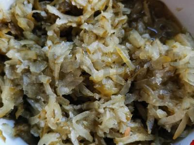 Pica su marinuotais agurkais ir dešra Žingsnis 3