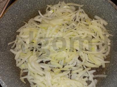 Salotas „Obžorka“ su virta jautiena ir morkomis Žingsnis 3