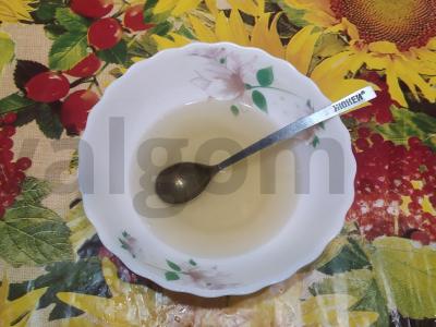 Uogų-varškės želė pyragėliai Žingsnis 1