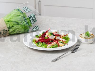 Salotos su vištiena, brokoliais ir avokadų pestu pagrindine nuotrauka