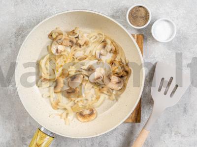 Vištiena su grybais ir sūriu orkaitėje Žingsnis 2