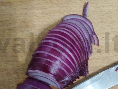 Graikiškas salotas su alyvuogėmis ir čili pipirais Žingsnis 1