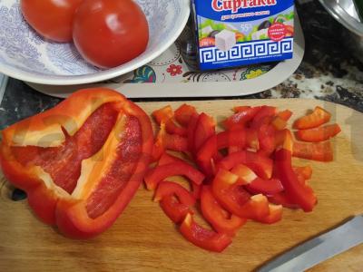 Graikiškas salotas su alyvuogėmis ir čili pipirais Žingsnis 4