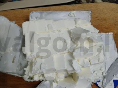 Graikiškas salotas su alyvuogėmis ir čili pipirais Žingsnis 5