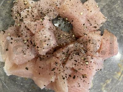 Vištiena su tkhemali padažu Žingsnis 2