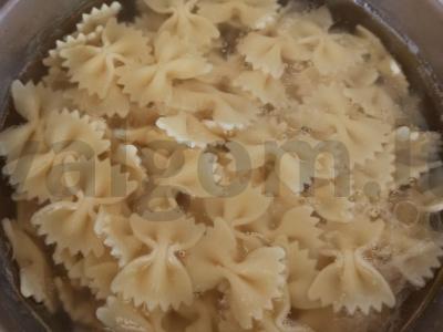 „Krašteliai“ pomidorų-grietinės padaže Žingsnis 7