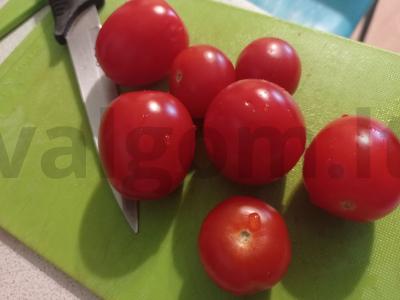 Pavasarinė salotų su feta ir balzaminiu padažu Žingsnis 2