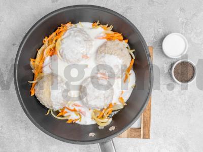 Štuko kotletai su padažu Žingsnis 2