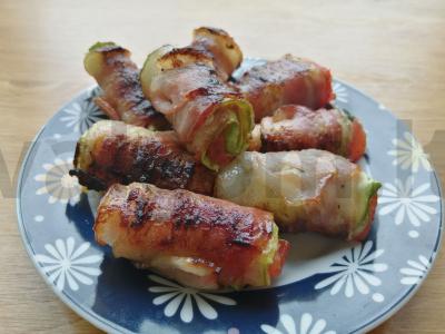 Bakonų ir cukinijų ritinėliai pagrindine nuotrauka