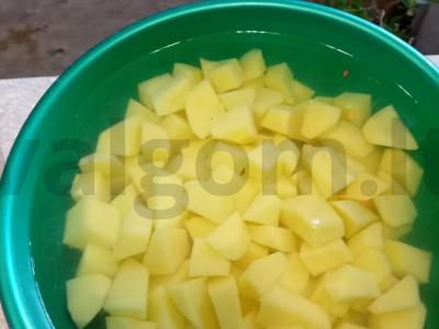 Troškinta bulvytė su kiauliena namuose Žingsnis 1