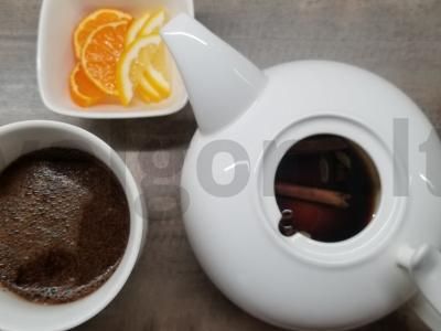 Aromatinga kava su pekmezu ir citrusiniais vaisiais Žingsnis 2