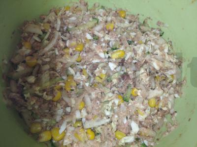 Lengvas ir sotus PP salotas su tunu Žingsnis 4