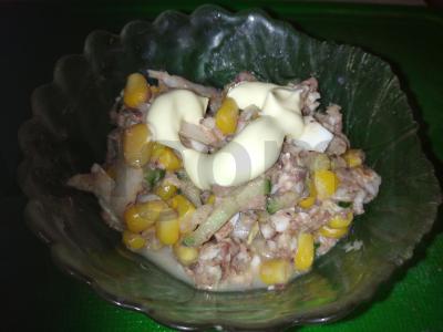 Lengvas ir sotus PP salotas su tunu pagrindine nuotrauka