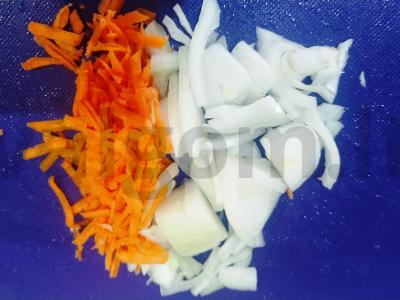 Vištienos širdelės pomidorų padaže su saldžiaisiais pipirais Žingsnis 7