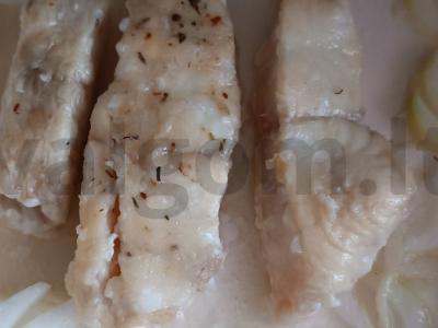 Žuvinė su jaunu žaliu žirniu Žingsnis 4