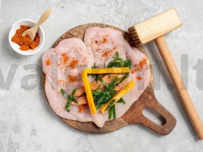 Užkandžių ritinėliai iš kalakutienos filė su rūkytu lašiša Žingsnis 1