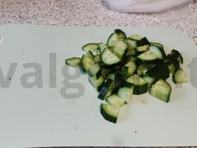 Pavasario salotos iš šviežių daržovių Žingsnis 2