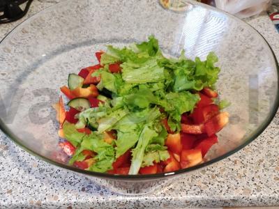 Pavasario salotos iš šviežių daržovių Žingsnis 4