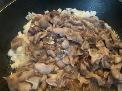 Švelni grybų sriuba su sūriu Žingsnis 2